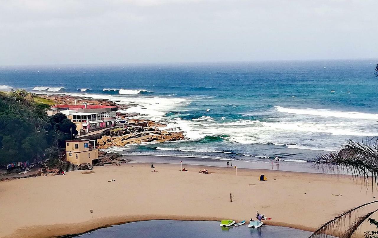 Laguna 75 Uvongo Beach Exterior photo